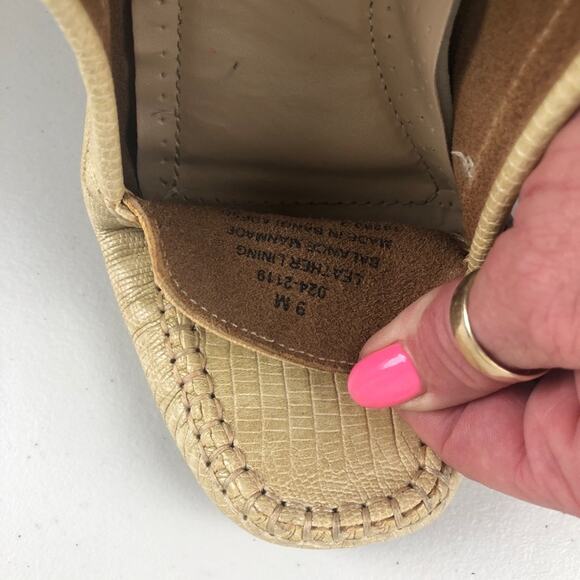 St.John’s Bay Faux driving moccasins 9 - Picture 8 of 10